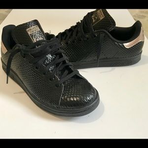 Adidas Originals Stan Smith Black with Rose Gold